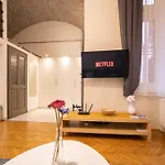 Free Parking Broadway - Ac, 2people, Fast Wifi, Smart Tv